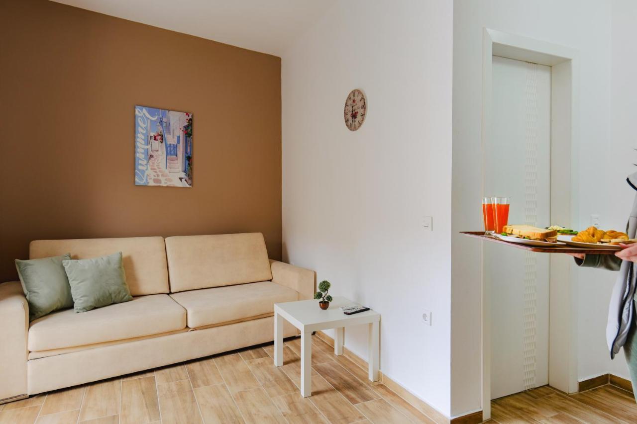 Eden Suites & Apartments Saranda Kültér fotó
