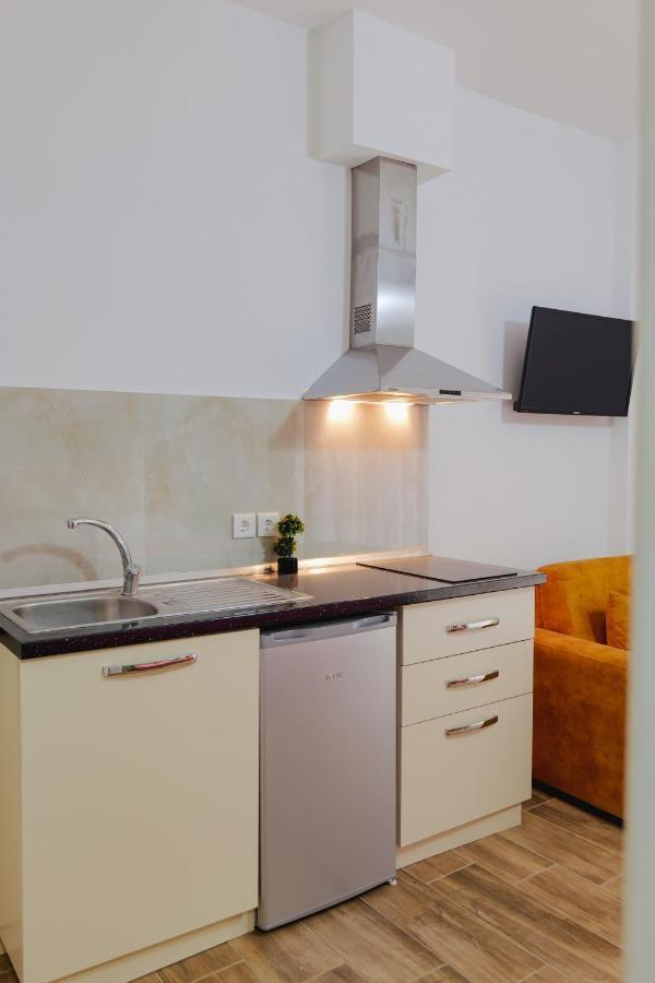 Eden Suites & Apartments Saranda Kültér fotó