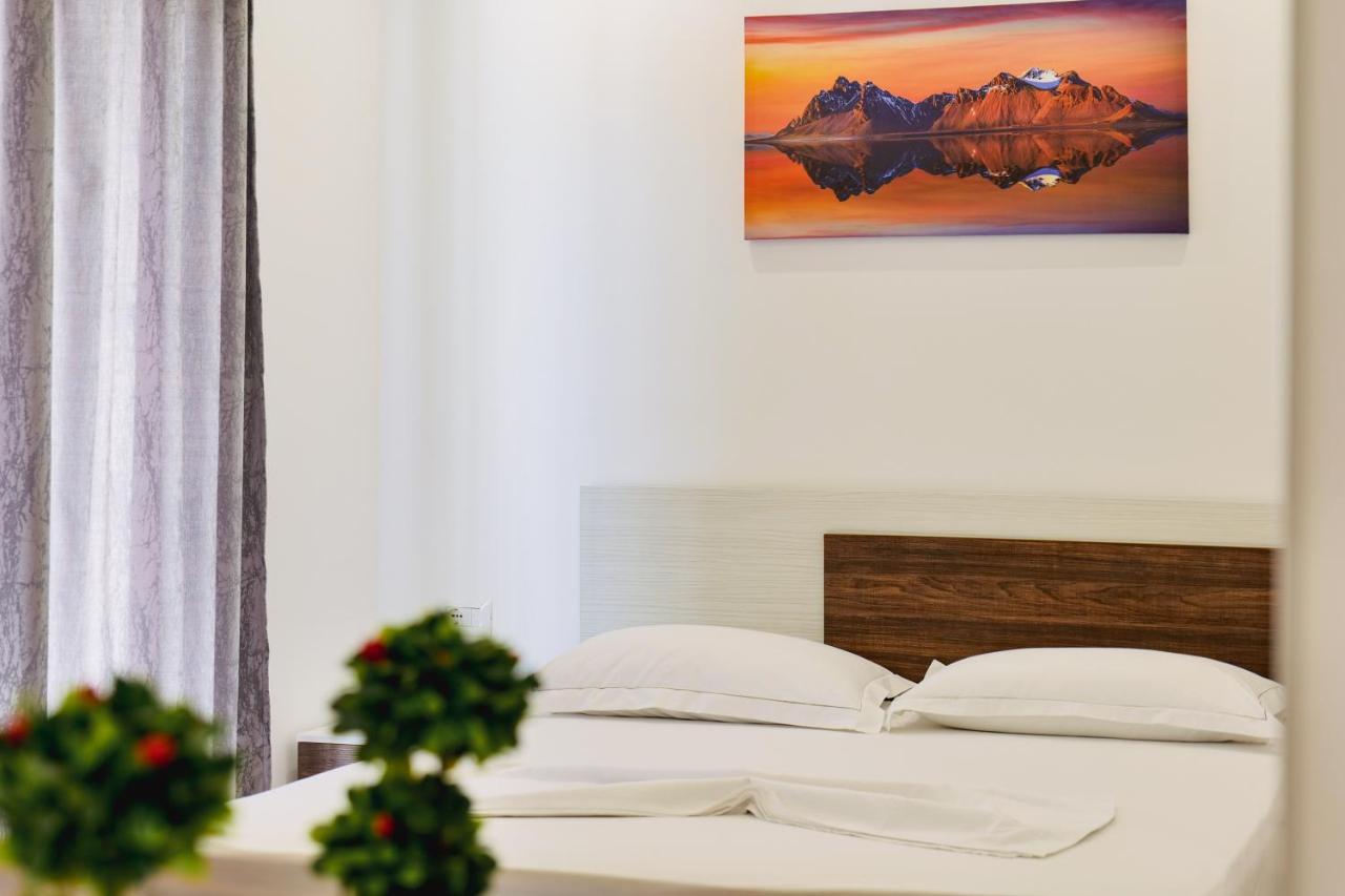 Eden Suites & Apartments Saranda Kültér fotó
