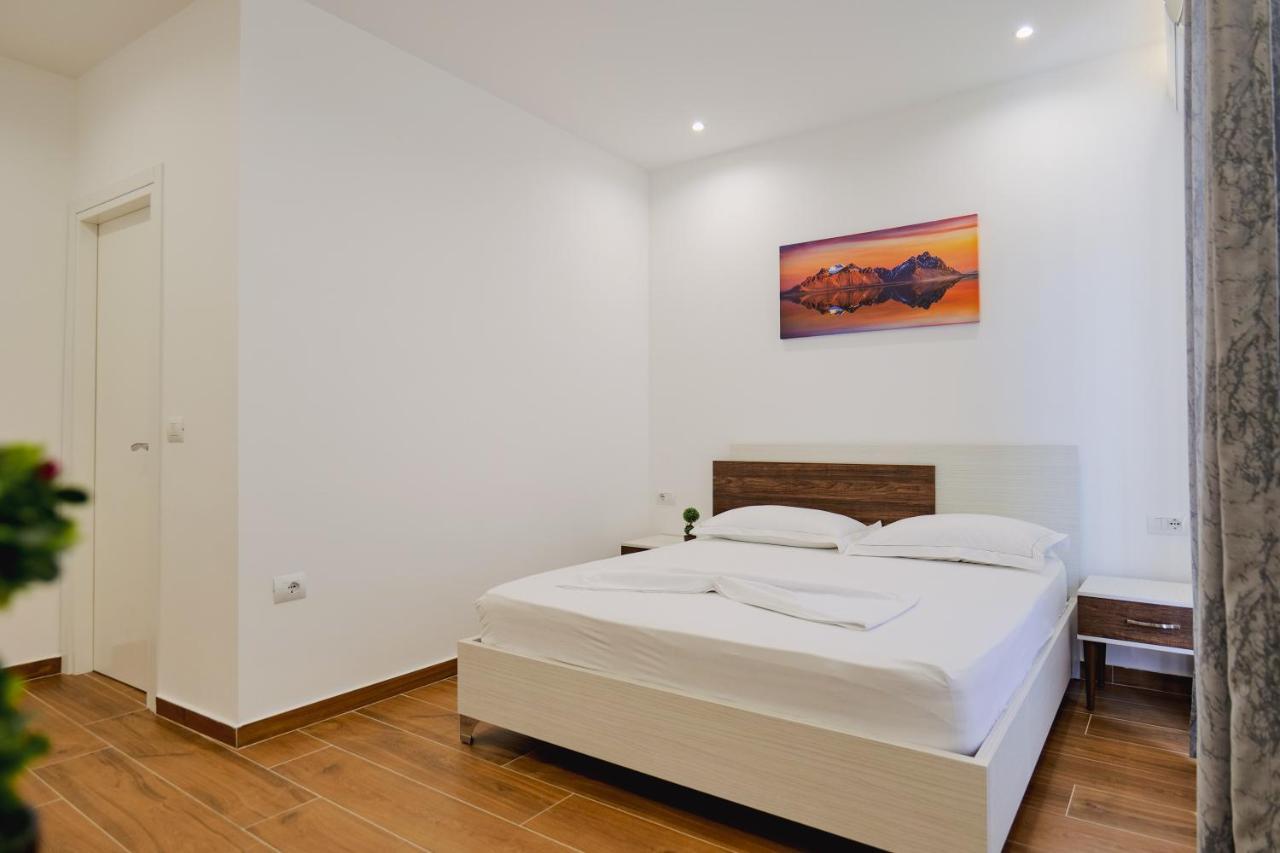 Eden Suites & Apartments Saranda Kültér fotó